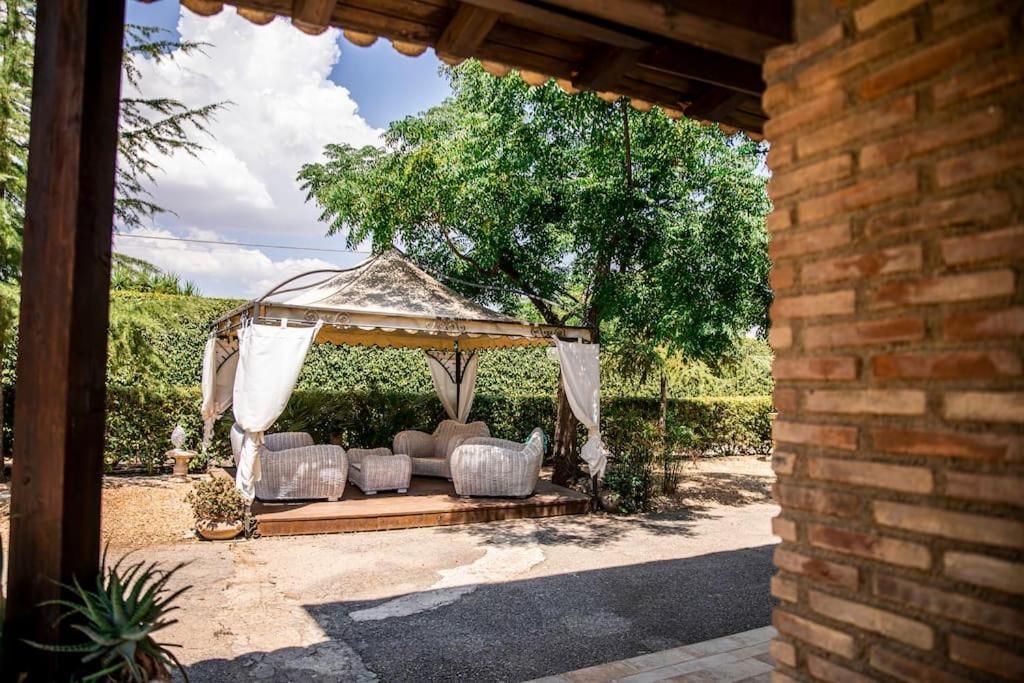 Villa con piscina e jacuzzi Canicattì Esterno foto