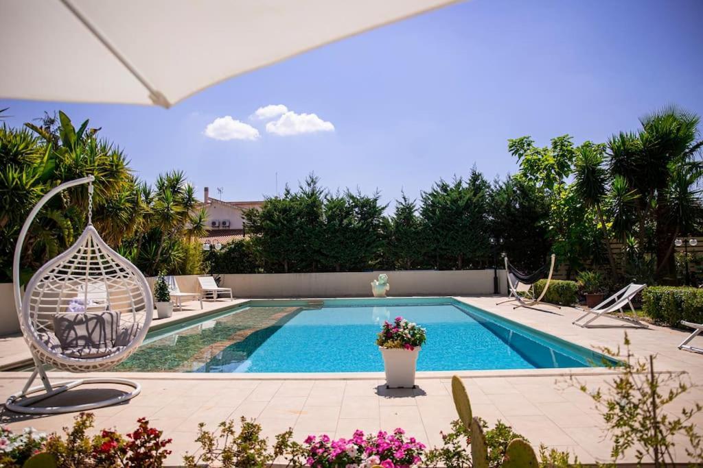 Villa con piscina e jacuzzi Canicattì Esterno foto